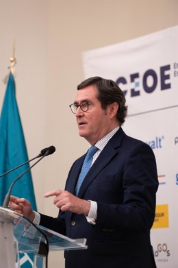 El presidente de la CEOE, Antonio Garamendi