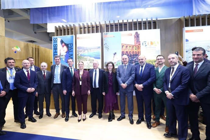 El Govern y otros representantes institucionales en la feria turística ITB Berlín 2026