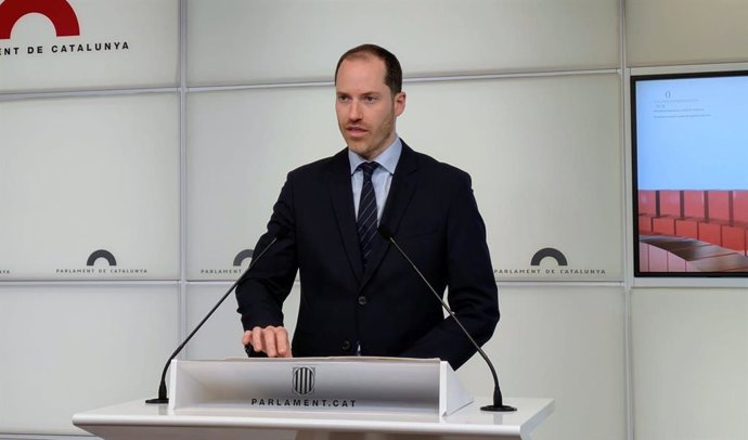 El portaveu del PP al Parlament, Juan Fernández