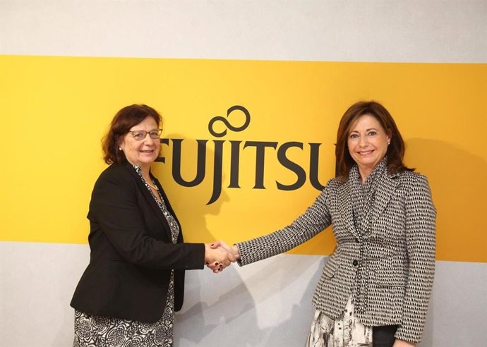 Momento de la firma del acuerdo