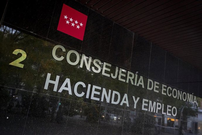Archivo - Consejería de Economía, Hacienda y Empleo, a 12 de noviembre de 2025, en Madrid (España).
