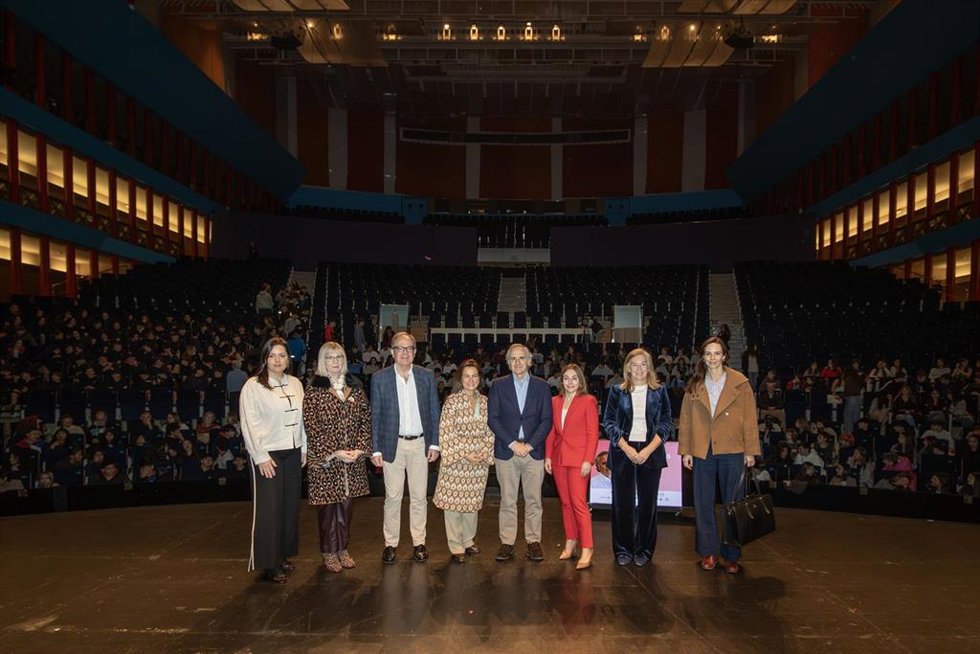 Gómez del Río pone a Carlos Alcaraz, Ibai Llanos y JK Rowling como referentes "inspiradores" para los adolescentes