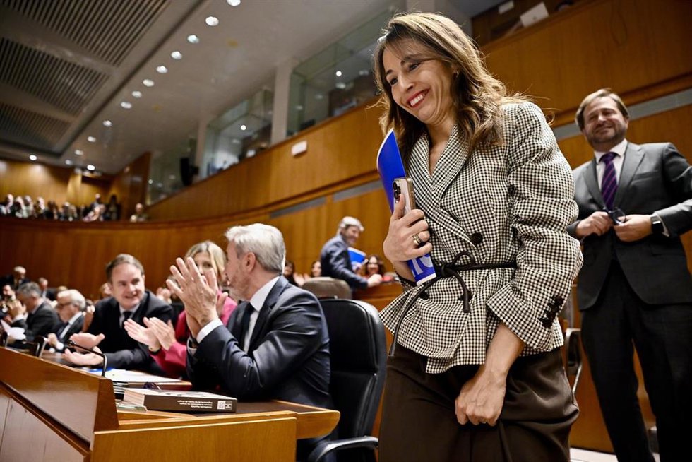 La nueva presidenta de las Cortes de Aragón, María Navarro, durante el pleno constitutivo de la XII legislatura.