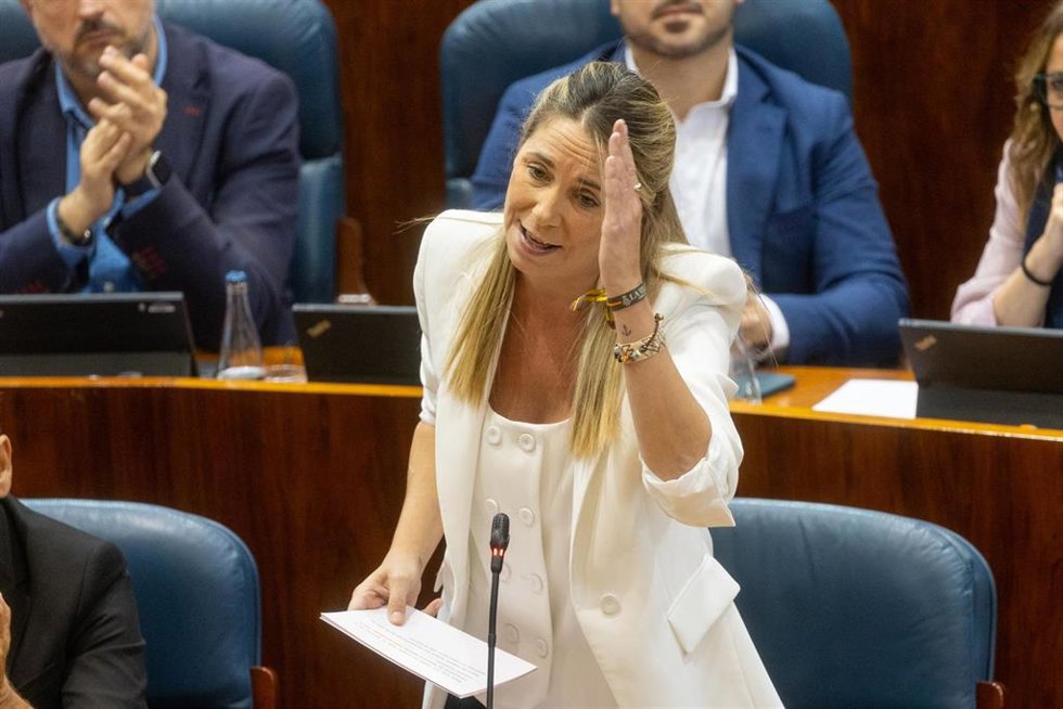 Archivo - La portavoz del PSOE en la Asamblea, Mar Espinar, interviene durante un pleno en la Asamblea de Madrid