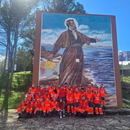 Personal de Cruz Roja.