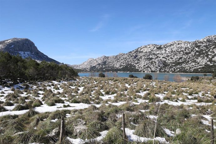 Archivo - Nieve en la Serra de Tramuntana, a 10 de marzo de 2023, en Sóller, Mallorca, Baleares (España).