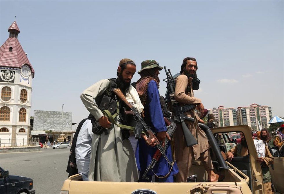 Archivo - Talibanes en Kabul