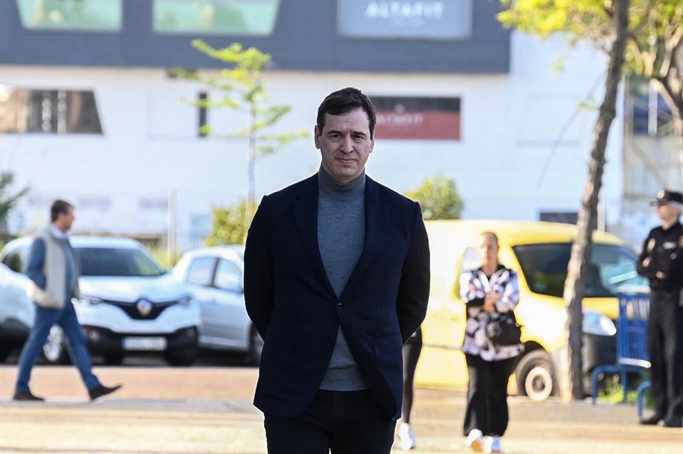 Archivo - El hermano de Pedro Sánchez, David Sánchez, a su llegada a declarar en calidad de investigado en el Juzgado de Instrucción número 3 de Badajoz, a 25 de abril de 2025, en Badajoz, Extremadura (España). 