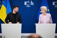 Von der Leyen y Zelenski coinciden en la necesidad de salvar el veto de Hungría al préstamo de 90.000 millones