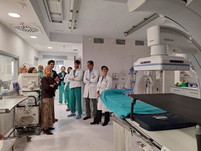 La delegada territorial de Sanidad en Cádiz, Eva Pajares, en una visita all Hospital Universitario de Jerez, perteneciente al Servicio Andaluz de Salud (SAS).