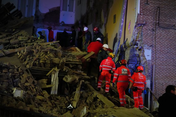 Varios servicios de emergencia trabajan en el lugar del suceso, a 3 de marzo de 2026, en Siete Iglesias de Trabancos, Valladolid, Castilla y León (España).