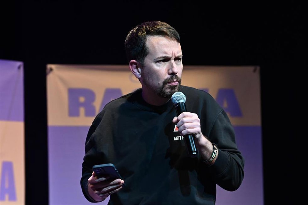 El exvicepresidente del Gobierno, Pablo Iglesias, interviene durante un mitin de Podemos-Alianza Verde, a 4 de febrero de 2026, en Zaragoza, Aragón (España).