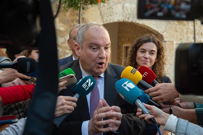 El ministro de Industria y Turismo, Jordi Hereu, durante la inauguración del parador de Ibiza, a 23 de febrero de 2026, en Ibiza, Islas Baleares (España). 