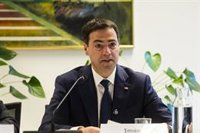 Pradales insta a la UE a trabajar "desde la unidad" en la desescalada del conflicto entre EEUU e Irán