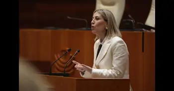 Los votos en contra de Vox, PSOE y Unidas por Extremadura tumban la investidura de María Guardiola