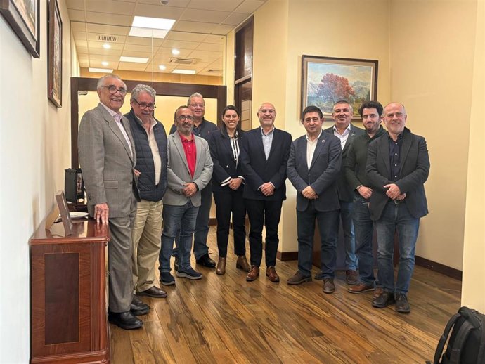 Reunión con el ministro de la Presidencia de Bolivia.