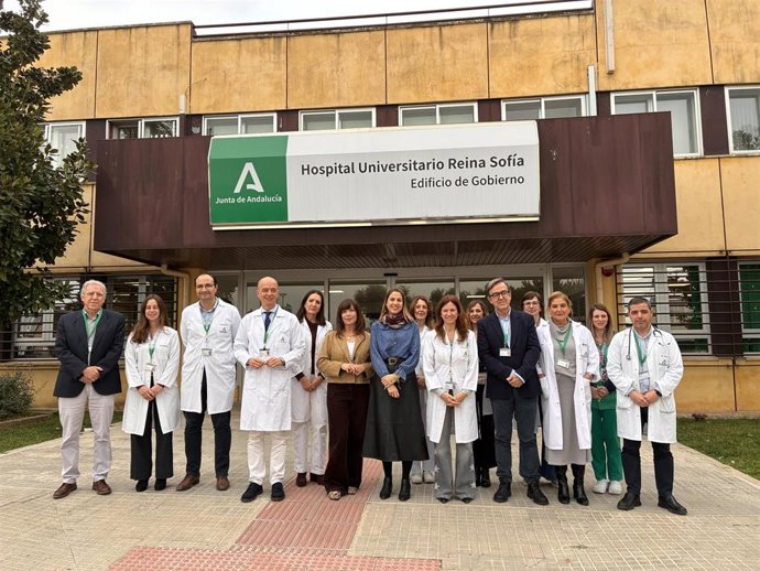 Participantes en la presentación del proyecto 'El Patio de los sueños'.