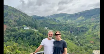 "Pasamos, en 24 horas, de la tranquilidad del paraíso de Sri Lanka a las bombas en Abu Dabi" relatan dos riojanos