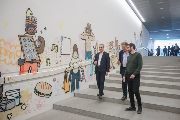 Director de la Agencia Pública para la gestión de la Casa Natal de Pablo Ruiz Picasso y otros equipamientos museísticos y culturales, Luis Lafuente; el director del Festival de Málaga, Juan Antonio Vigar; y Carlos Ferrer en representación de Imon Boy