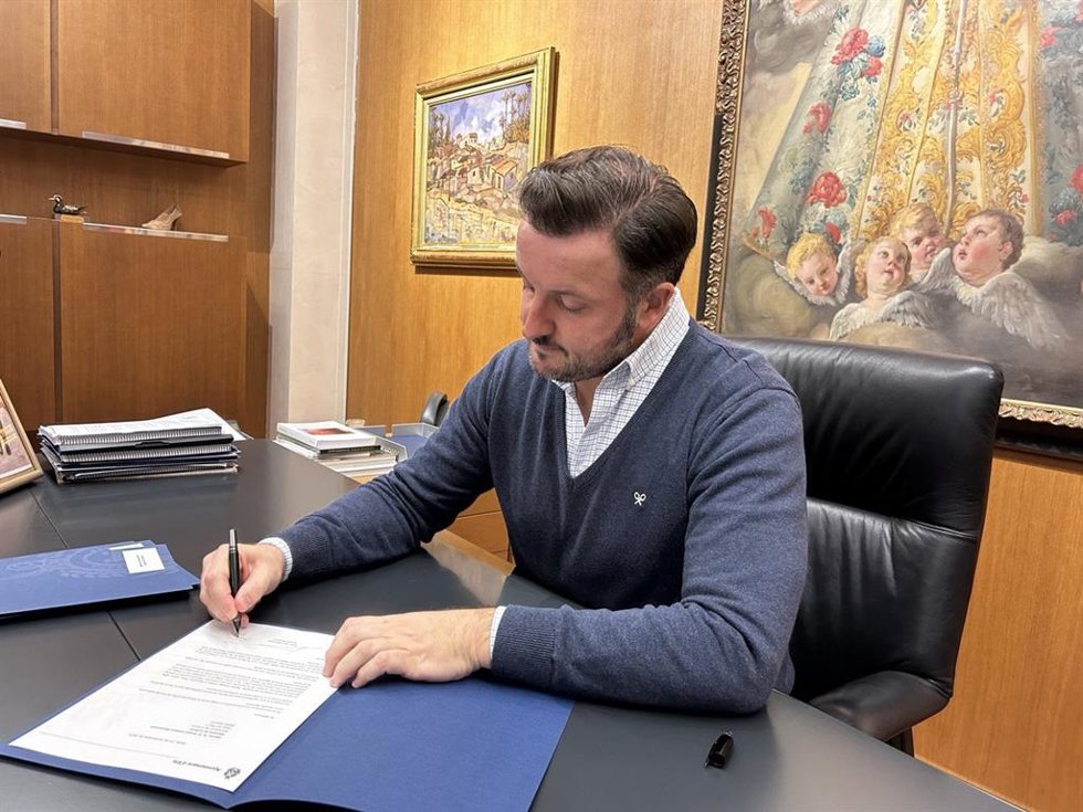 Archivo - El alcalde de Elche, Pablo Ruz, en una imagen de archivo