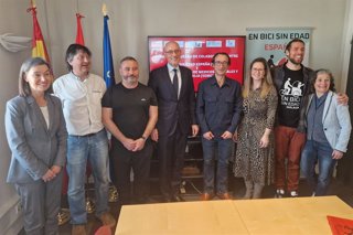 La SEMG y 'En Bici Sin Edad', juntas por la movilidad y la conexión social de las personas mayores y con discapacidad