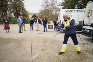 Mairena del Aljarafe amplía su equipo de limpieza.
