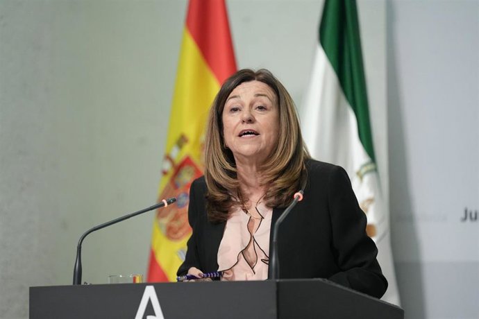 La consejera de Desarrollo Educativo y Formación Profesional, María del Carmen Castillo, en la rueda de prensa del Consejo de Gobierno del 4 de marzo de 2026.