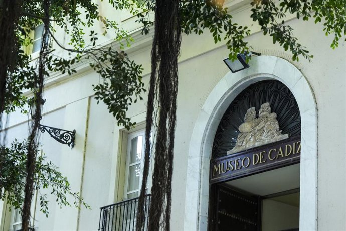 Archivo - Cádiz.- El Museo de Cádiz celebra este sábado el Día de los Monumentos y Sitios con una visita guiada y una conferencia 
