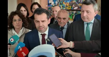 Vox expulsa a Antelo del grupo parlamentario en Murcia y le exige que entregue el acta de diputado