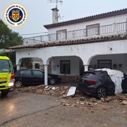 Vivienda afectada en una pedanía de Medina por la caída de un rayo.