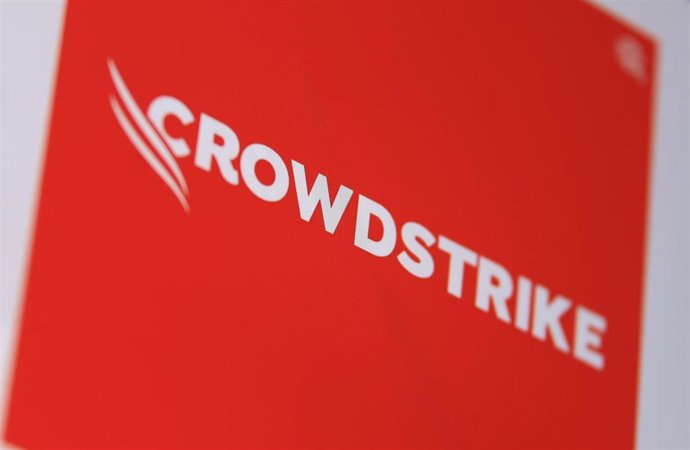 Archivo - Logo de la compañía de ciberseguridad Crowdstrike.