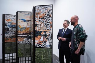 El consejero de Cultura, Turismo y Deporte de la Comunidad, Mariano de Paco Serrano, ha entregado este miércoles el Premio ARCO Comunidad de Madrid 2026