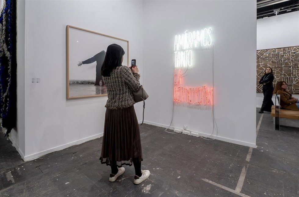 Obras expuestas durante la 45 edición de la Feria Internacional de Arte Contemporáneo de España (ARCO) en IFEMA, a 4 de marzo de 2026, en Madrid (España). La feria de arte contemporáneo ARCOmadrid arranca este miércoles en IFEMA Madrid en una edición e