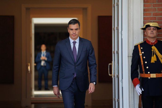 Archivo - Arquivo - O presidente do Governo, Pedro Sánchez, à sua chegada para receber o presidente do Conselho Europeu, no Complexo da Moncloa, em 30 de maio de 2024, em Madri (Espanha). Pedro Sánchez reuniu-se hoje com o presidente do Conselho Europeu.