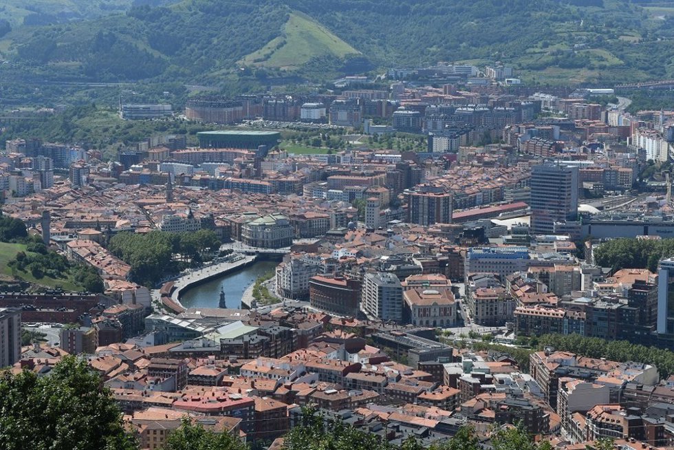 Archivo - Vista aérea de Bilbao