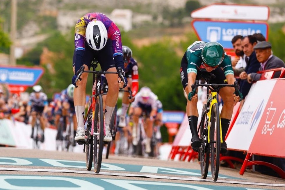 Archivo - Imagen de archivo de La Vuelta Ciclista Femenina 2025