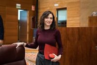 Ayuso reivindica la labor de Ana Millán pese a las "injurias, ataques e insultos": "Este calvario va a terminar"