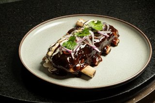 Abya lanza el 'Menú del Arte', una experiencia inmersiva que marida alta gastronomía y coleccionismo en Madrid