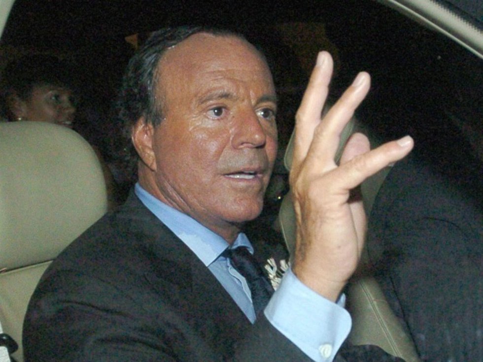 JULIO IGLESIAS