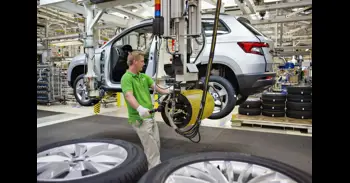 Bruselas aprueba un plan español de 200 millones para la producción de baterías para el coche eléctrico