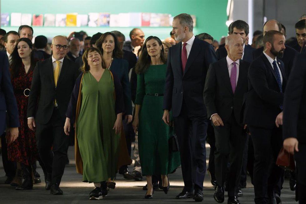 (3I-D) Maribel López, directora de ARCO, la Reina Letizia y el Rey Felipe VI durante la 45 Feria Internacional de Arte Contemporáneo-ARCOmadrid, a 05 de marzo de 2026, en Madrid (España). 