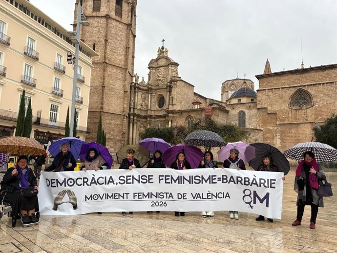La Coordinadora Feminista de València marchará el 8M bajo el lema 'Democràcia, sense feminisme = Barbàrie'.