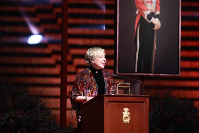 La rectora de la Universidad de Sevilla, Carmen Vargas, interviene durante el acto de la entrega de los Premios Taurinos y Universitarios de la Real Maestranza de Sevilla.