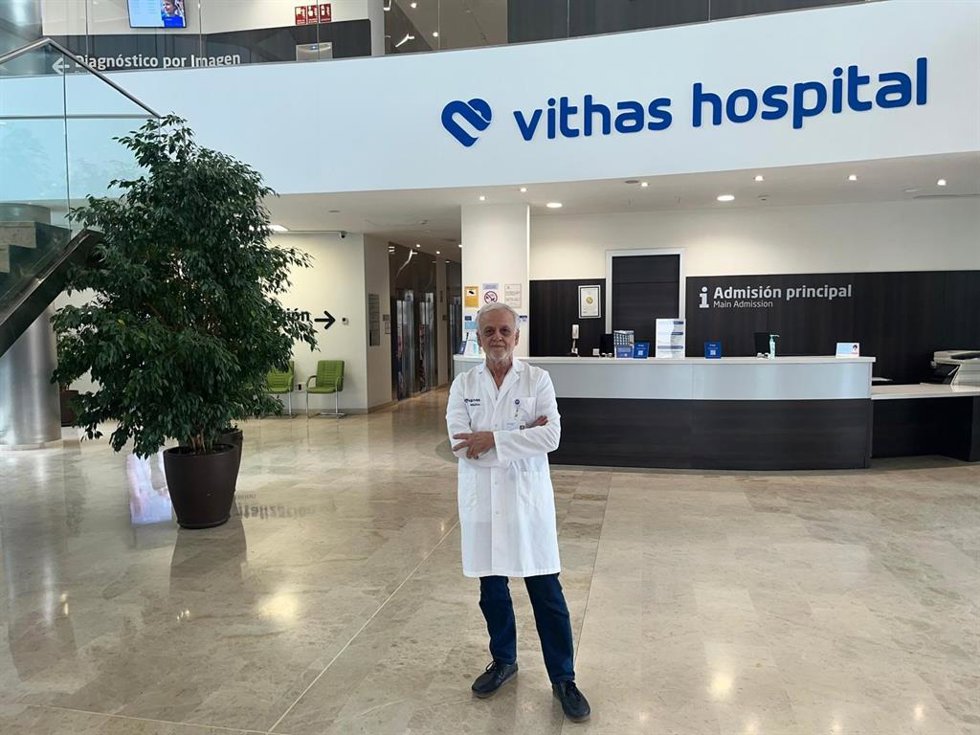 El doctor de Motos Guirao en Vithas Granada.