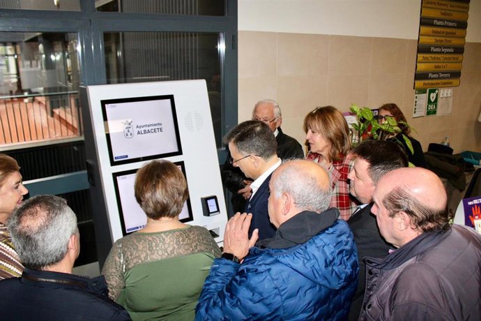 Presentación del nuevo Ciberkiosko.