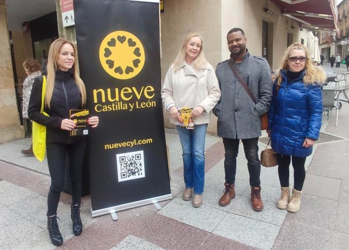 Silvia Clemente y María José Fuentes.