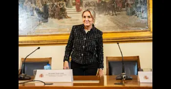 Educación informará mañana a las CC.AA. sobre el anteproyecto de ley que reduce la ratio y la carga lectiva de docentes