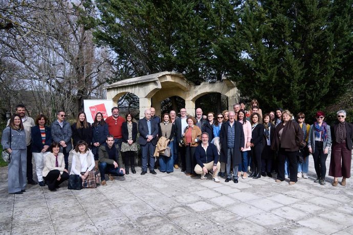 El consejero de Desarrollo Rural y Medio Ambiente, José María Aierdi, abre la reunión anual de las empresas pertenecientes a Reyno Gourmet.