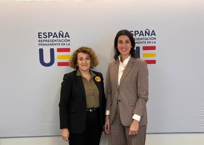 La consejera financiera de la Representación Permanente de España ante la Unión Europea (Reper), Pilar Sáenz de Ormijana, y la directora general de Asuntos Europeos, Raquel García.