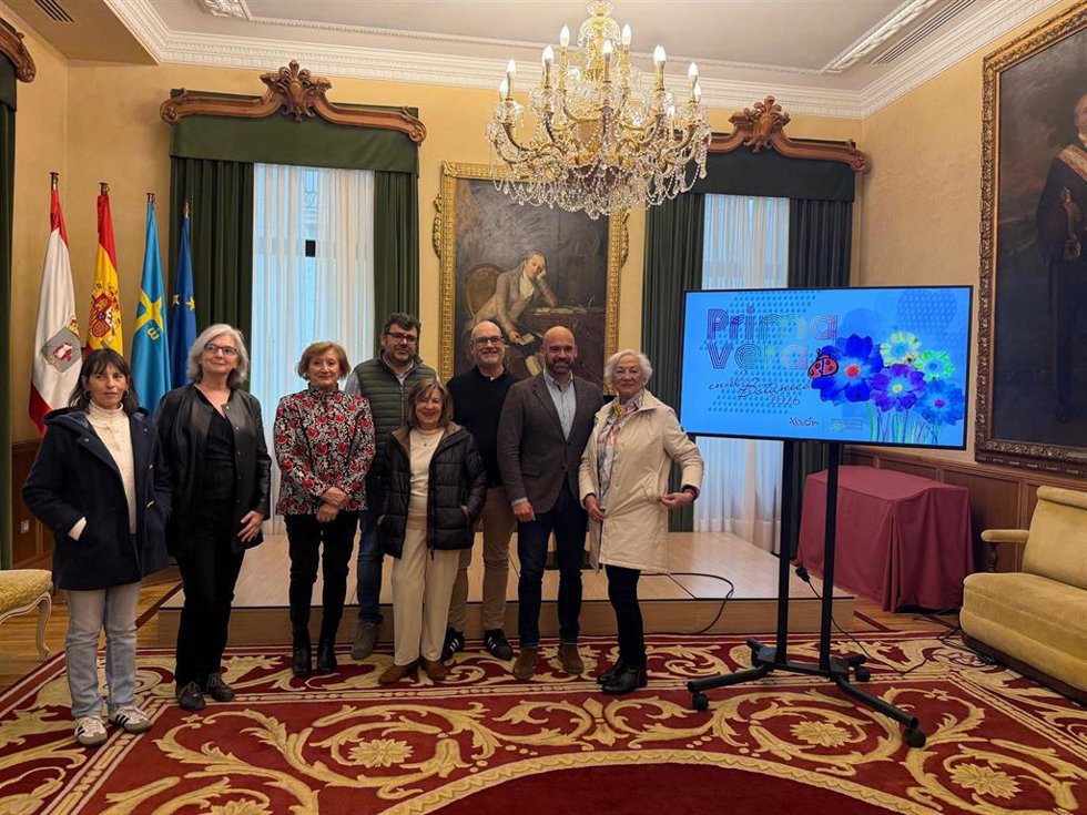 Presentación del Programa Especial de Primavera en el Jardín Botánico Atlántico de Gijón, en el Consistorio gijonés.